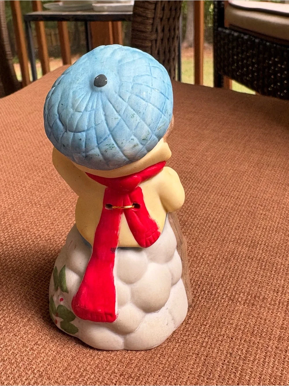 Bring home a touch of late 1970s holiday nostalgia with this Vintage 1978 Jasco